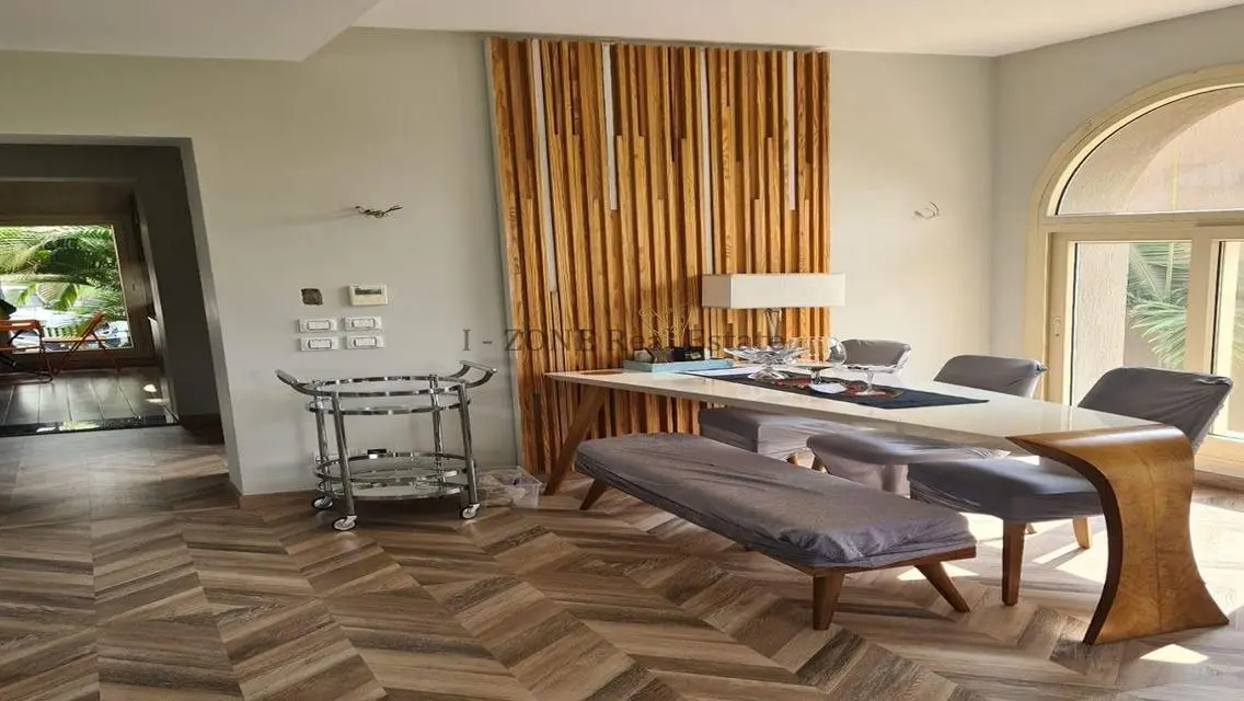 Ultra Modern Villa for Rent in Lake View Dusit