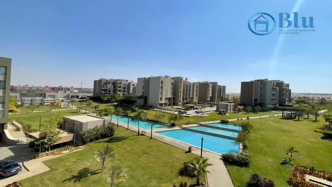 للايجار في VGK شقة 3 نوم + جاردن تشطيب الترا لوكس