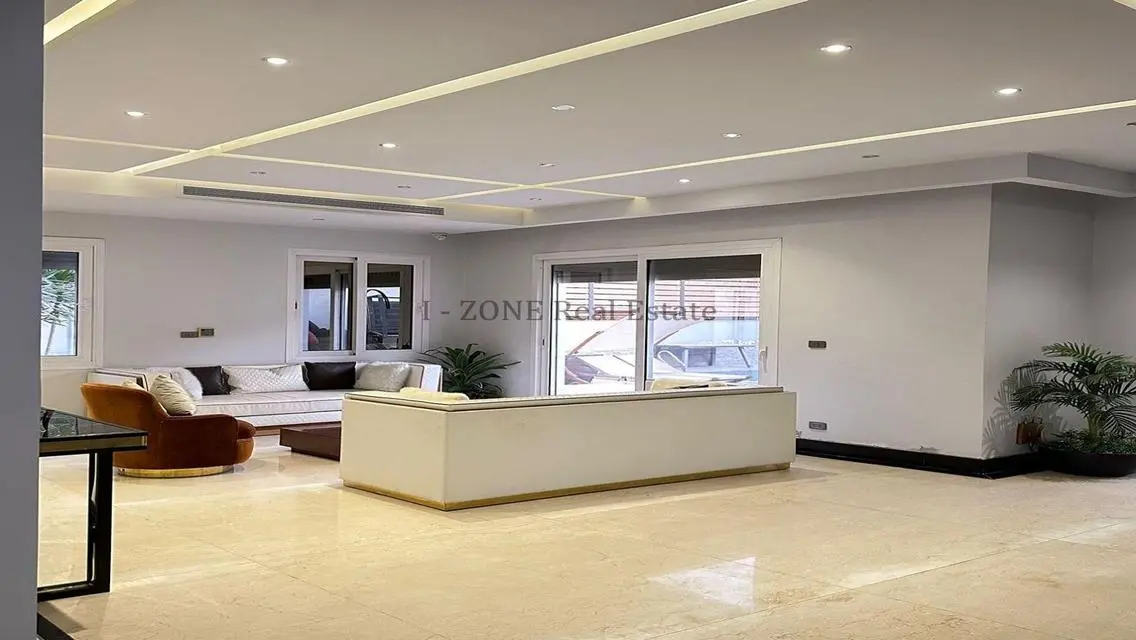 Standalone villa for rent in Swan Lake Compound,