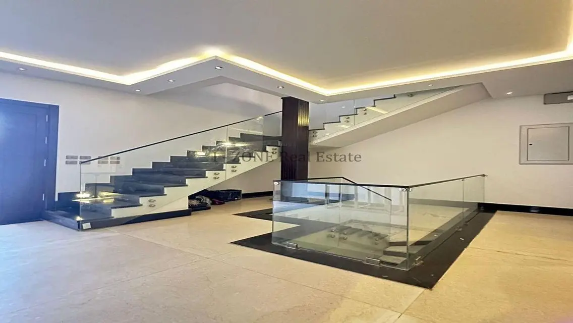 Standalone villa for rent in Swan Lake Compound,