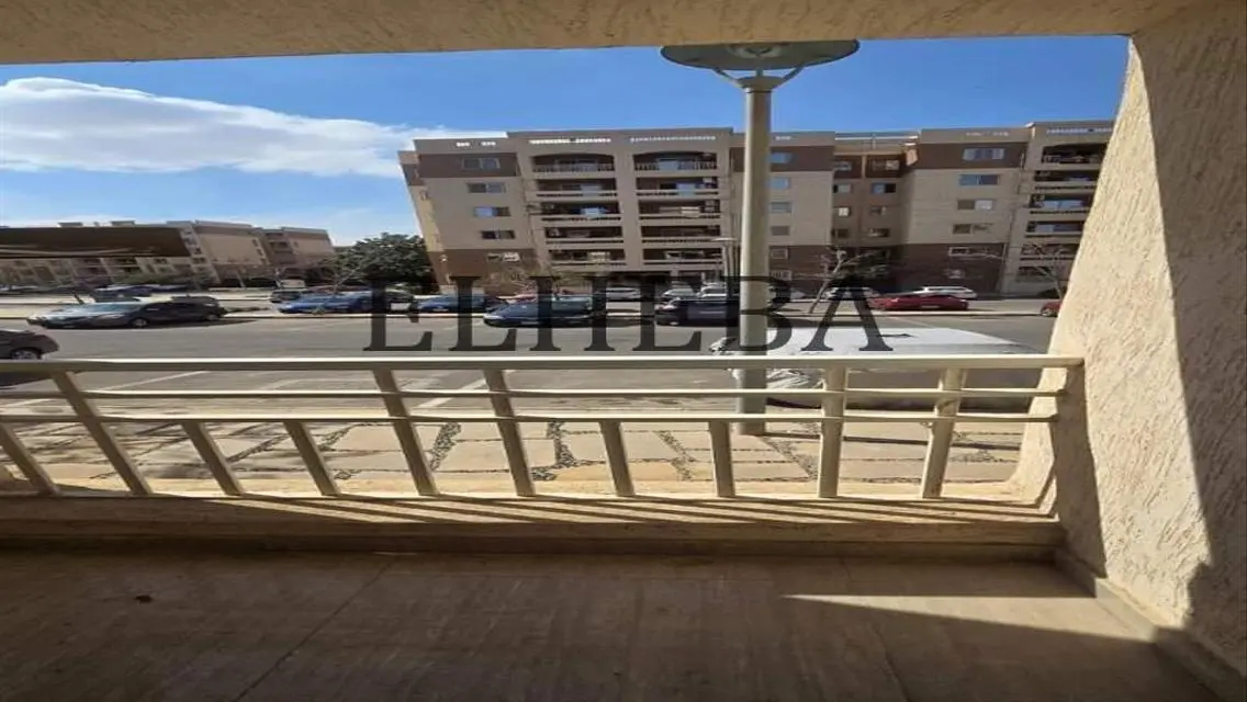 The best furnished studio in front of service area