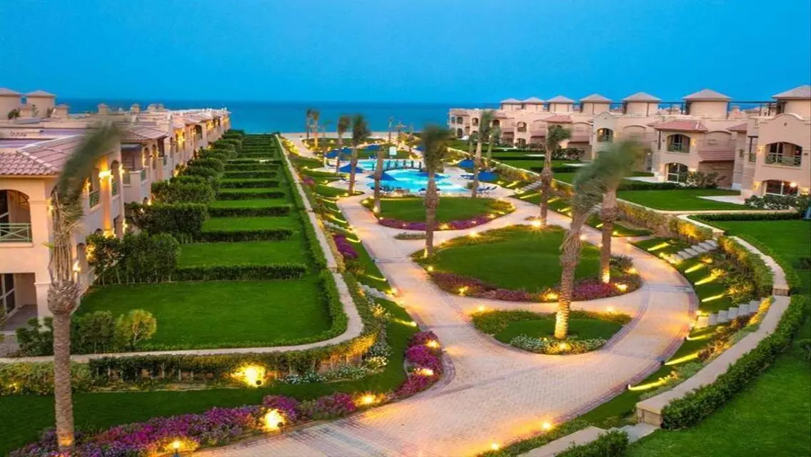 فيلا فاخرة في لافيستا 6 بسعر 15,900,000