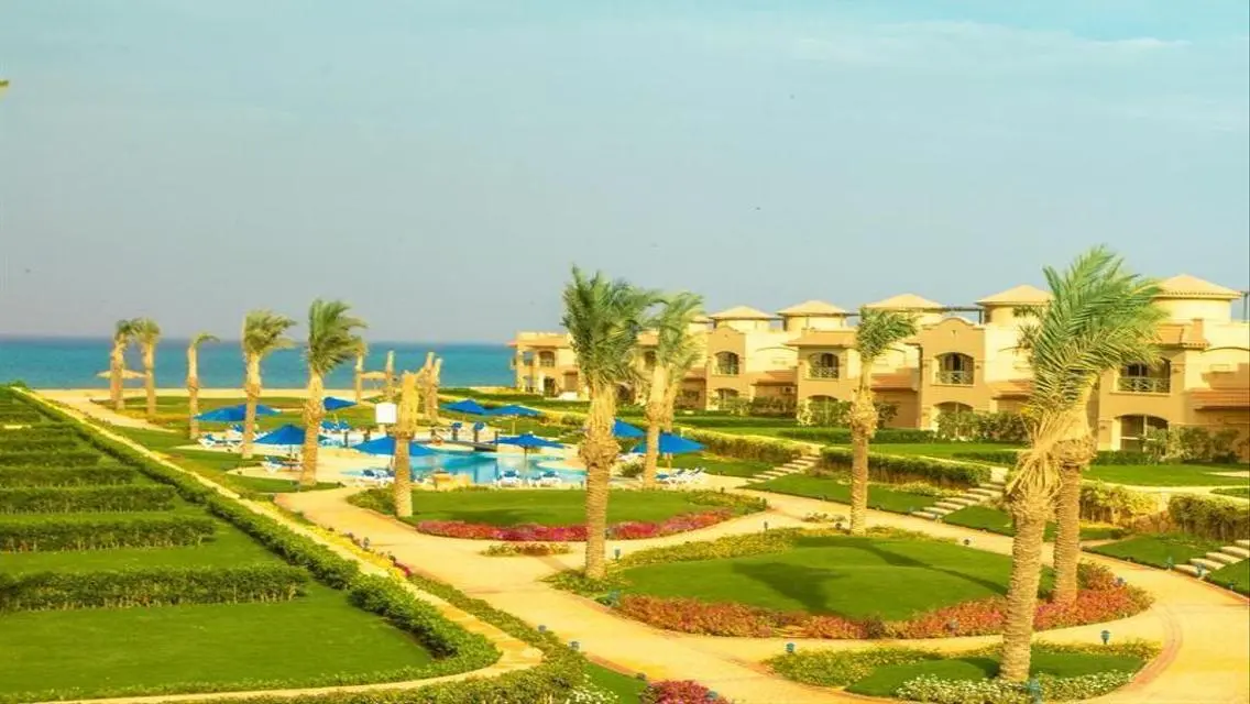 فيلا فاخرة في لافيستا 6 بسعر 15,900,000
