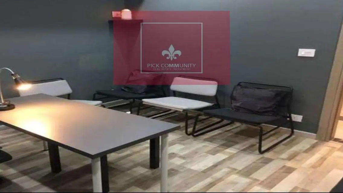 Admin office for sale in front of Qasr ElKbabgy