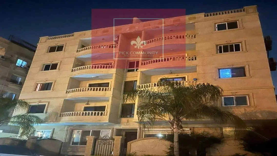 Admin office for sale in front of Qasr ElKbabgy