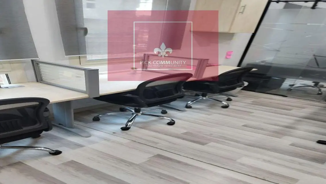 Admin office for sale in front of Qasr ElKbabgy