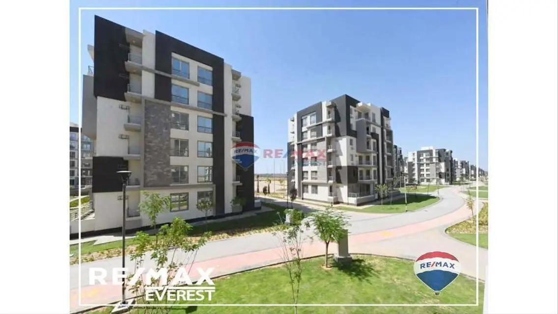 Fully Furnished Apartment 130sqm in Jannah Zayed 2