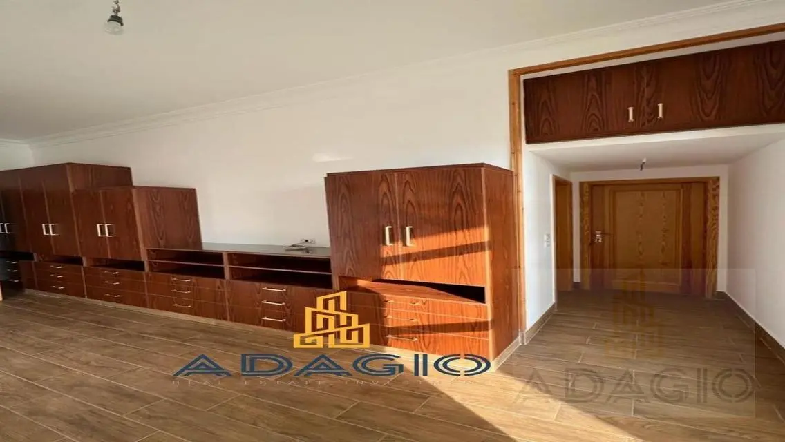 For rent villa stand alone in Allegria