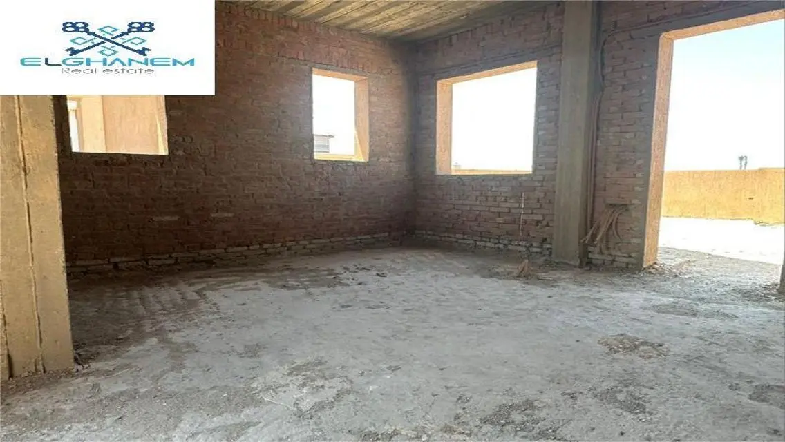 Townhouse for sale Ready to Move