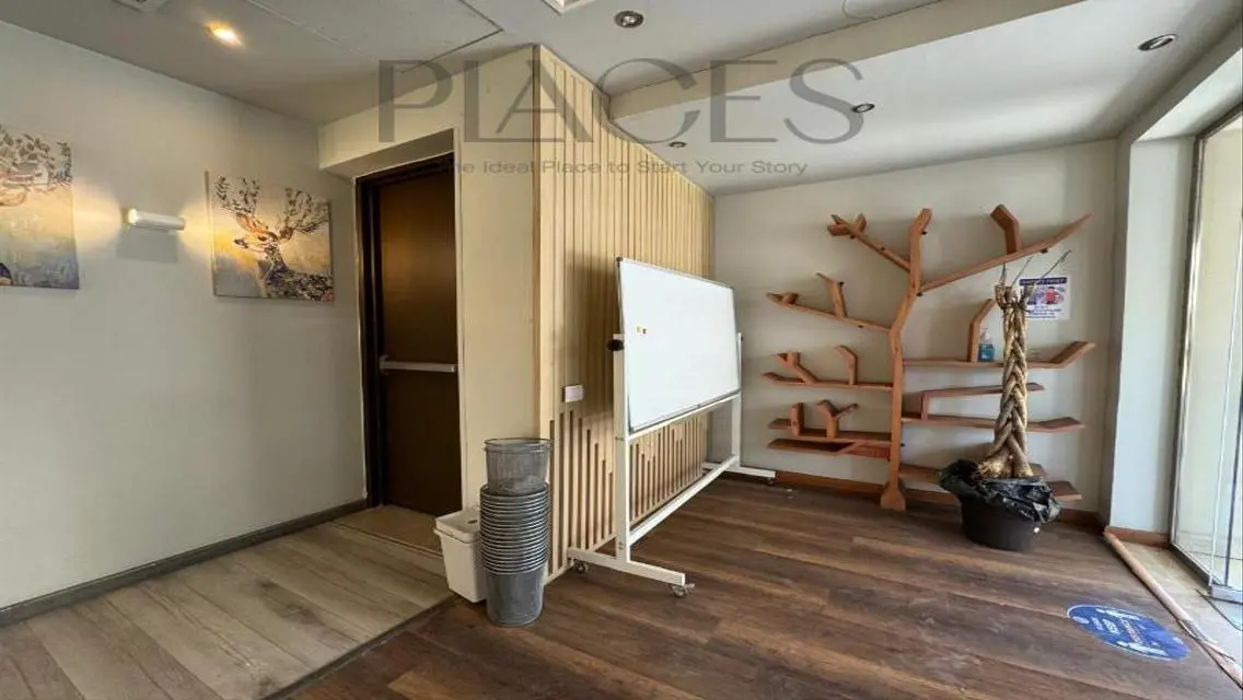 Admin office for rent 158m in Katameya Heights