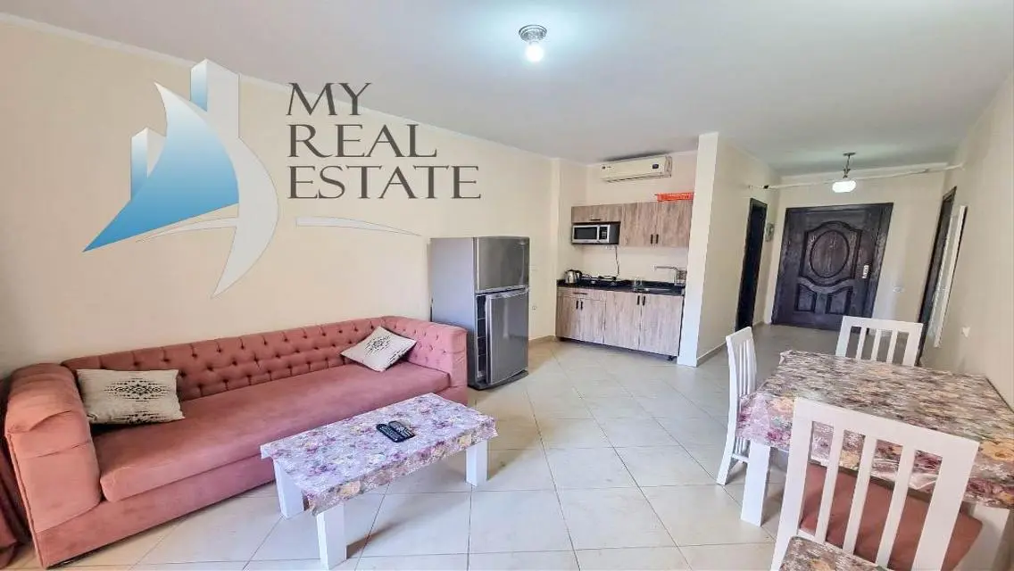 Furnished pool view 1 bed in Florenza Khamsin