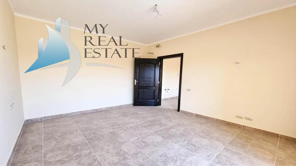Pool view higher floor brand new 1 bed