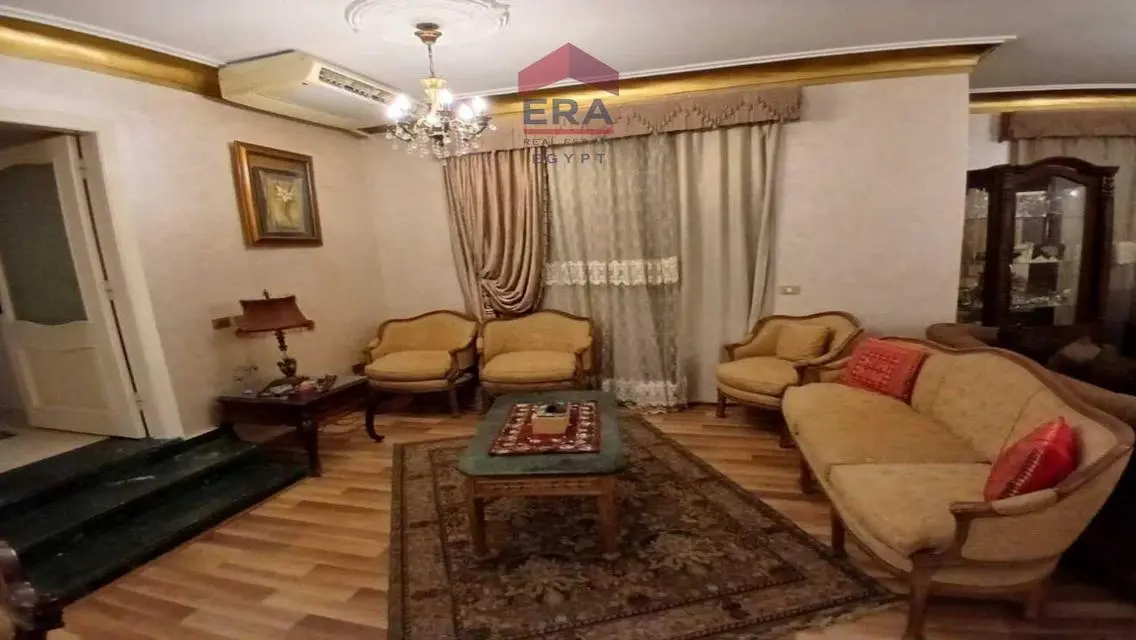 شقة رائعة 235 متر بـ35,000 جنيه!