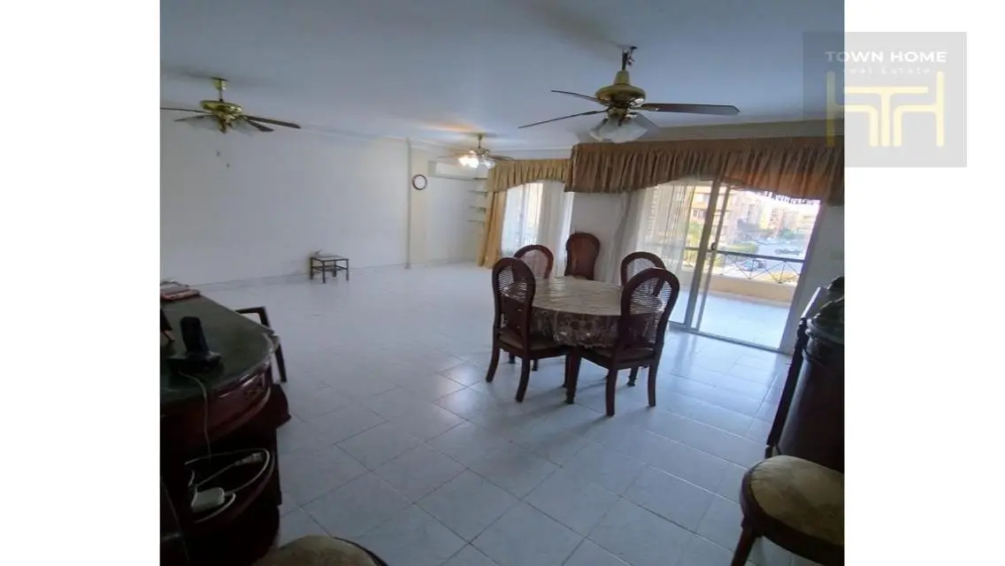 Luxury Apartment with Lake View - 155 sqm