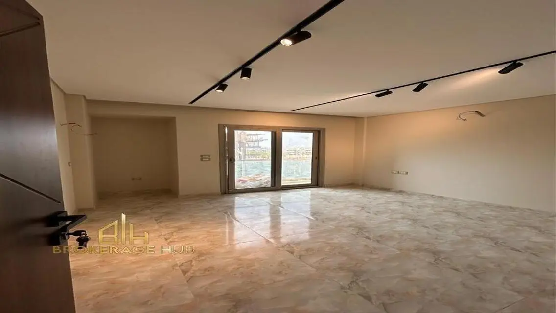 Luxury 160 sqm Apartment for Rent in the Heart of the City