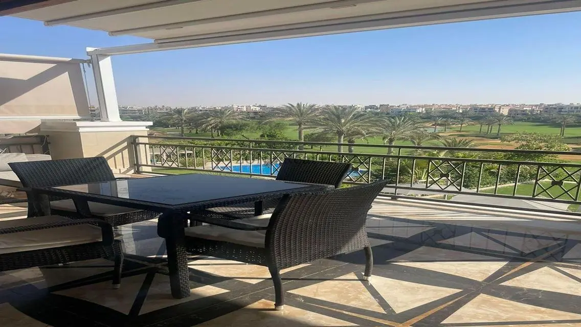 شقة فاخرة في منطقة i-zone - 220000 جنيهاً