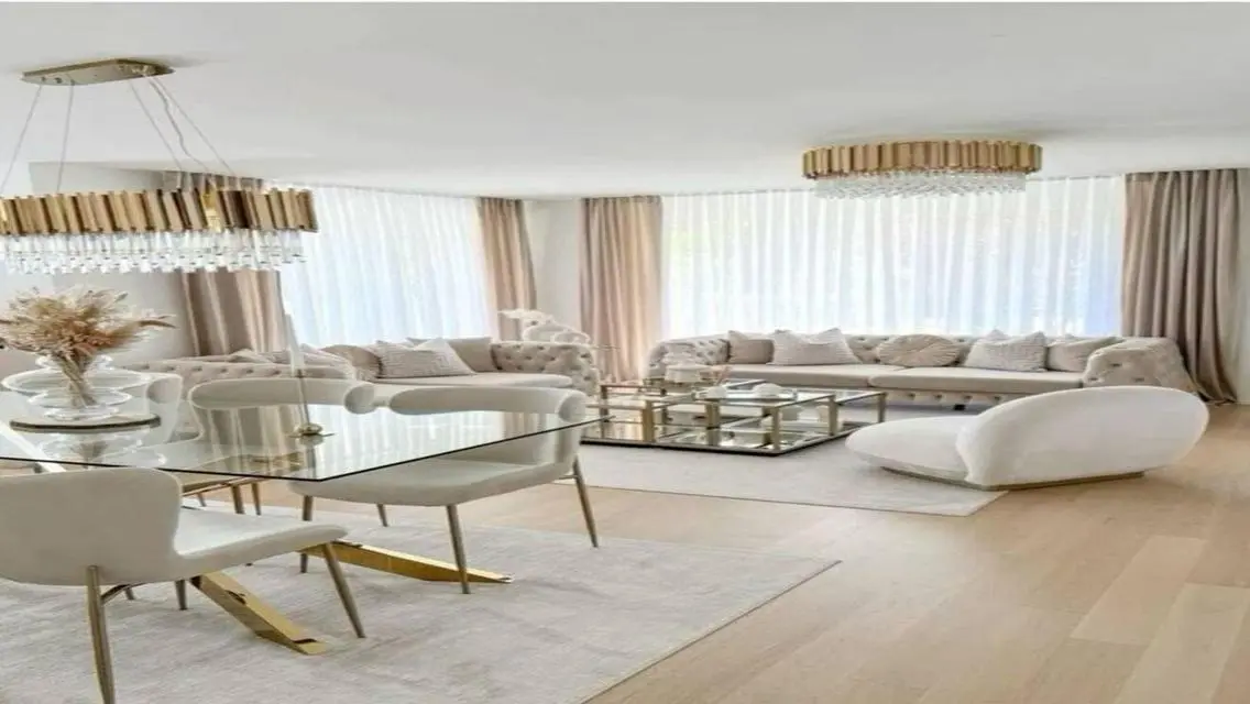 Luxury Villa with Spacious Layout | Lake View