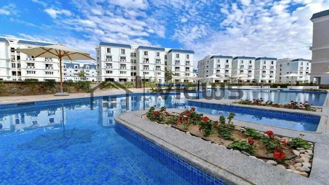 Luxury Apartment for Sale with Lake View