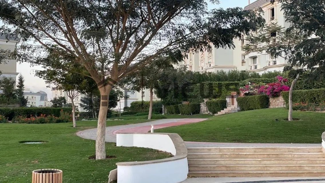 Luxury Apartment for Sale with Lake View
