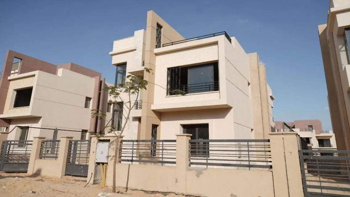 Luxury Villa with Private Garden and Shared Pool