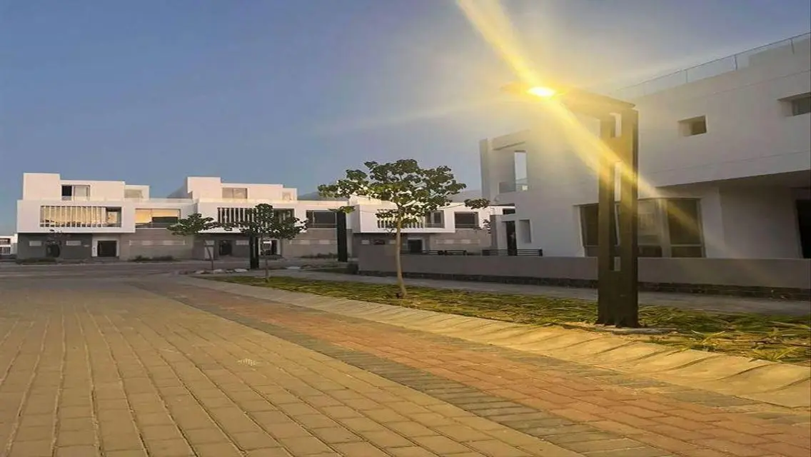 Luxury Apartment for Sale with Ample Space in Prime Location