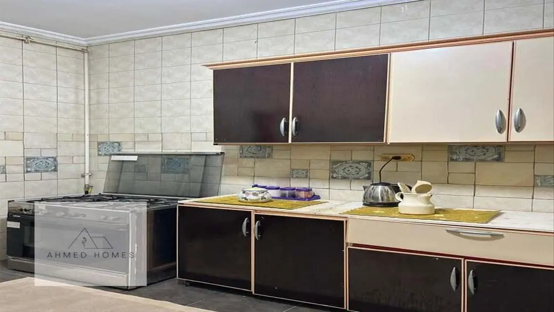 شقة فاخرة للبيع بإطلالة رائعة على البحيرات