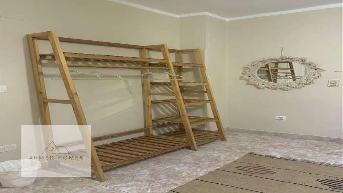 عقار راقٍ للإيجار بمساحة 3000 متر
