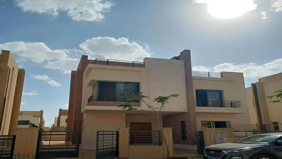 Luxurious Villa in Alma Compound - Sheikh Zayed