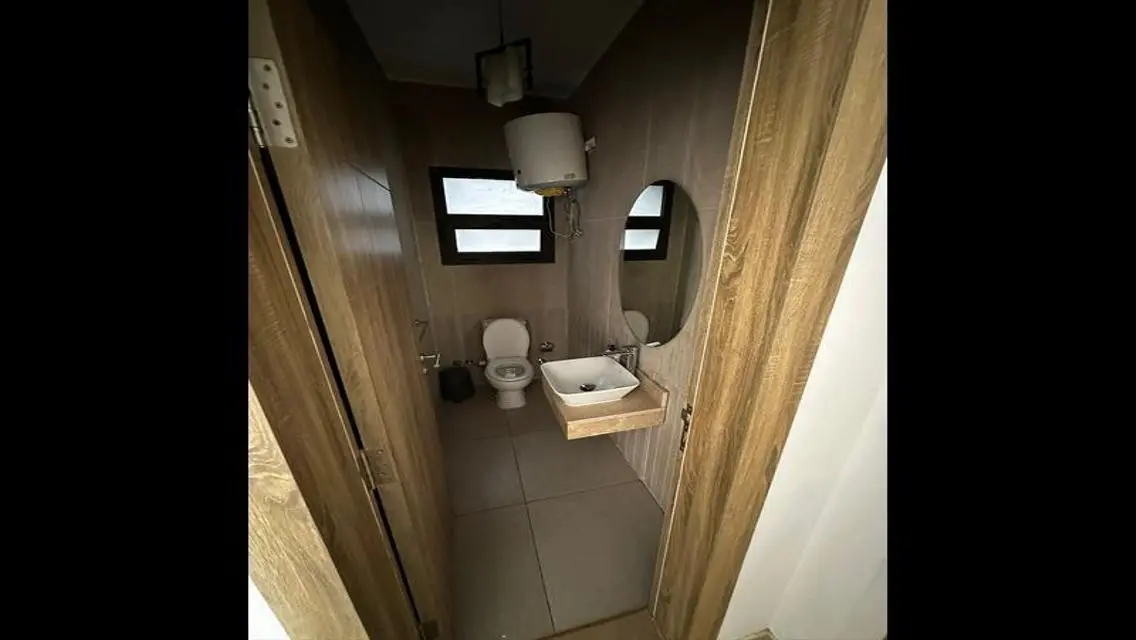 Luxurious Apartment for Rent with Lake View