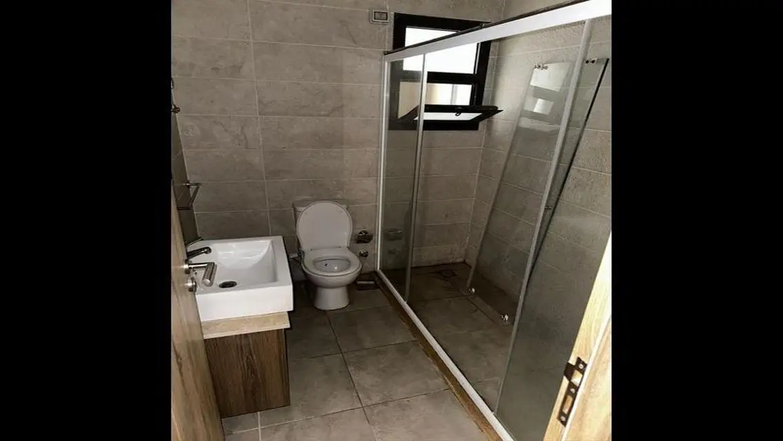 Luxurious Apartment for Rent with Lake View
