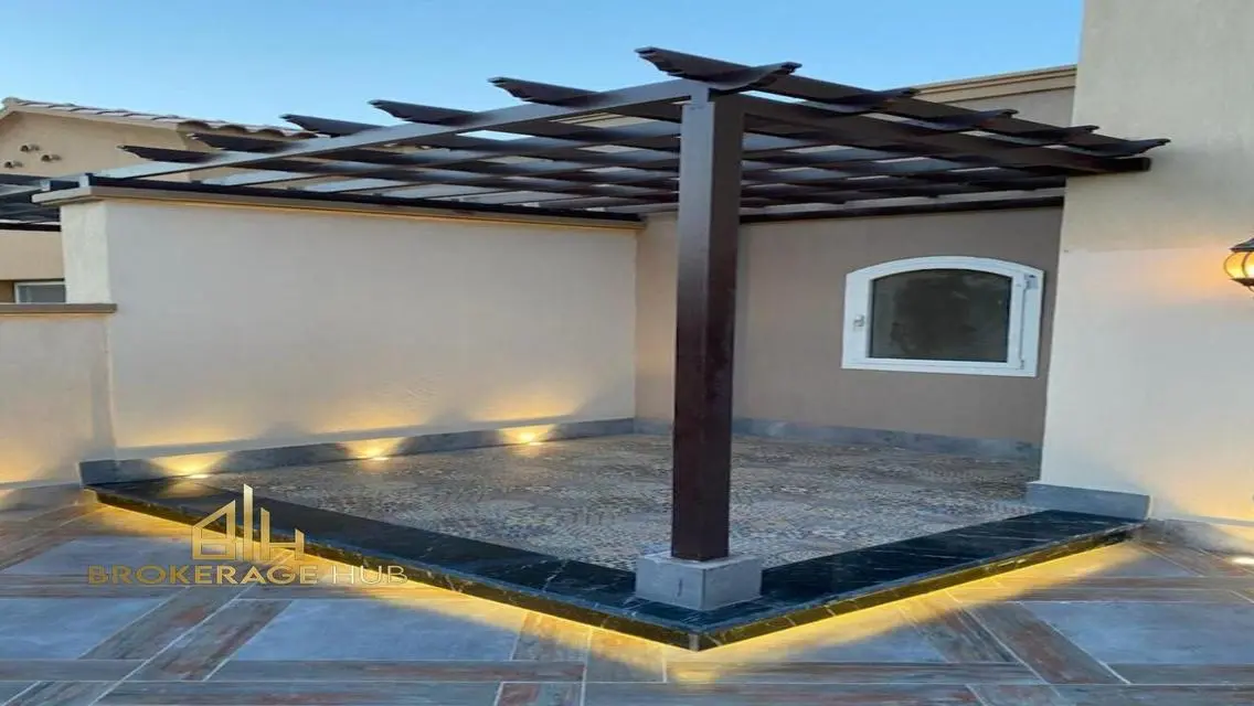 Luxurious Villa with Stunning Views