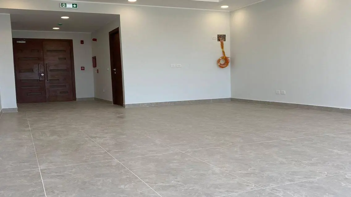 شقة فاخرة للبيع بمساحة 133000 متر