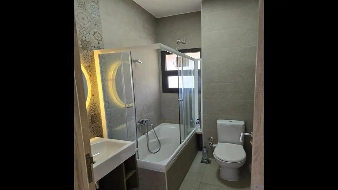 Luxury Apartment for Rent with Lake View