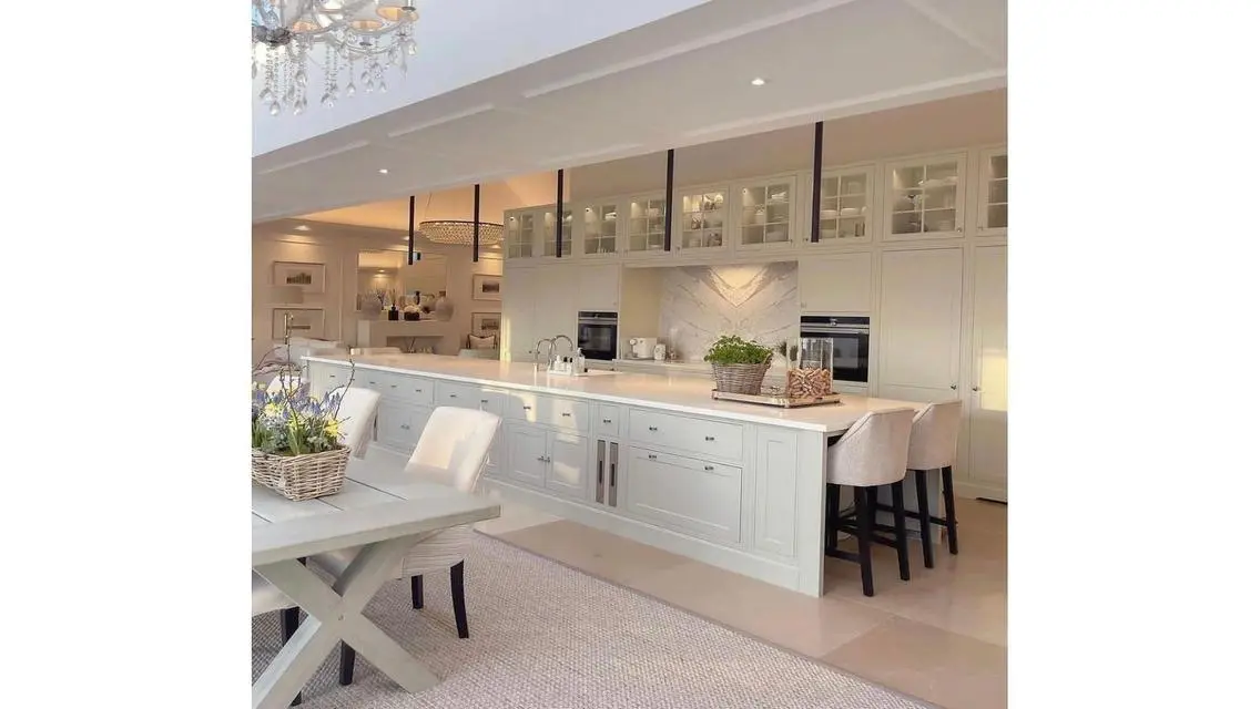 Luxury Apartment for Sale with Stunning Views