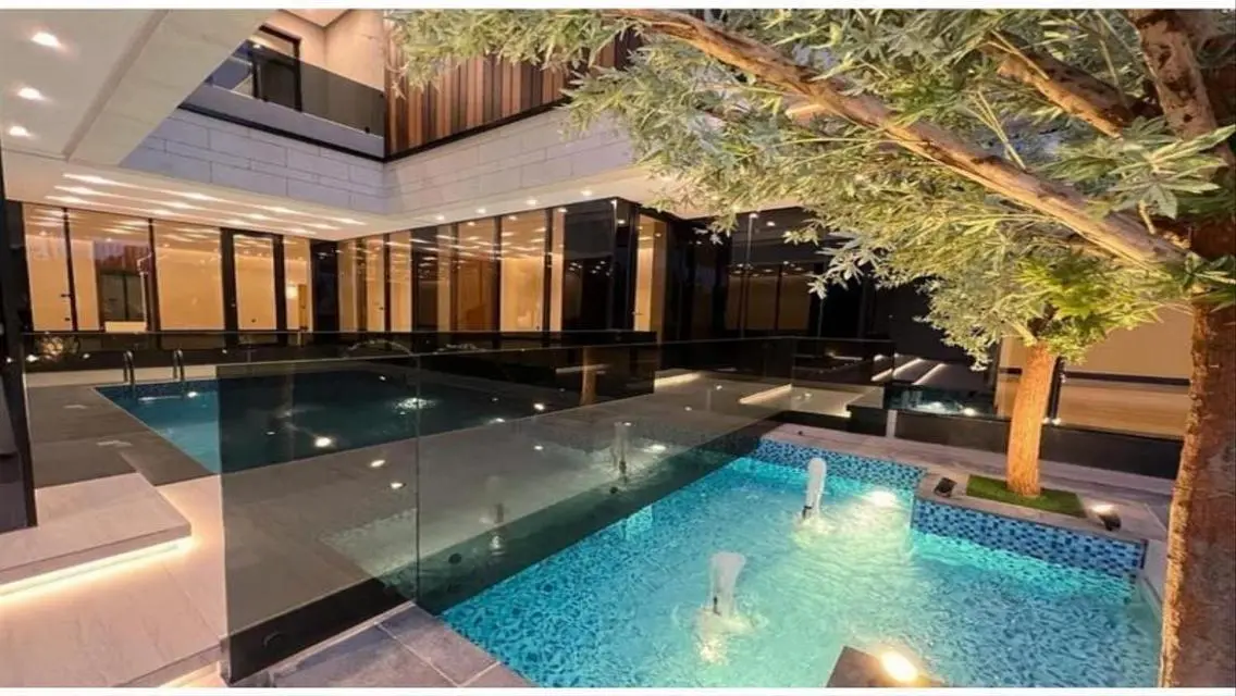 Luxury Villa in Prime Location with Full Amenities