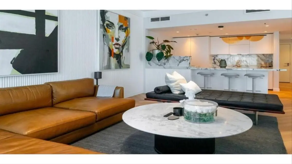 Luxury Villa for Sale with Private Pool and Garden in the Heart of the City