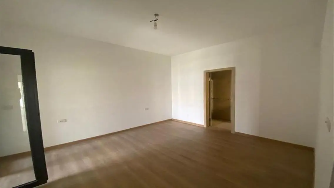 Luxurious Apartment with Complete Amenities in Prime Location