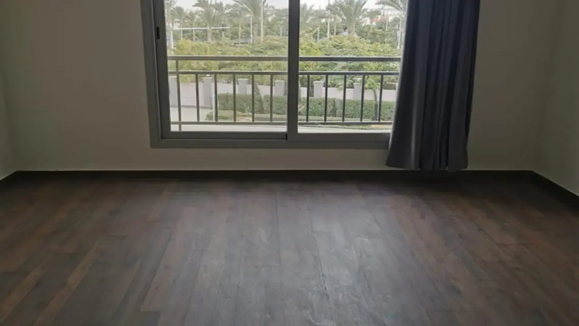 Luxury Apartment in CFC-210