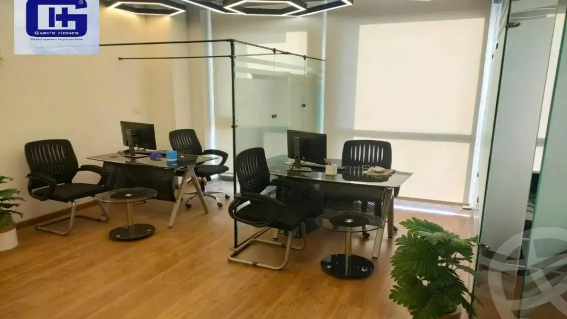 شقة مميزة بمساحة واسعة مع خدمات رائعة