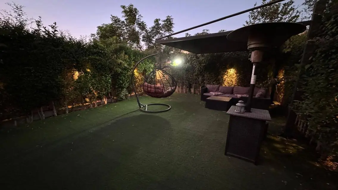 Luxurious Apartment for Sale with Ample Space