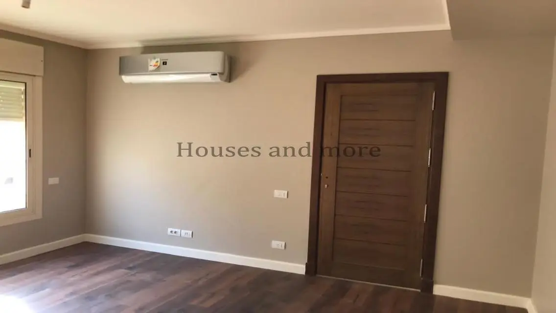 Luxury Villa in New Giza - 19000000 EGP