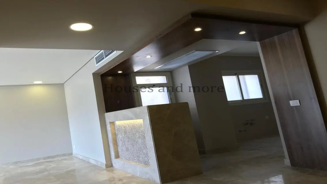 Luxury Villa in New Giza - 19000000 EGP