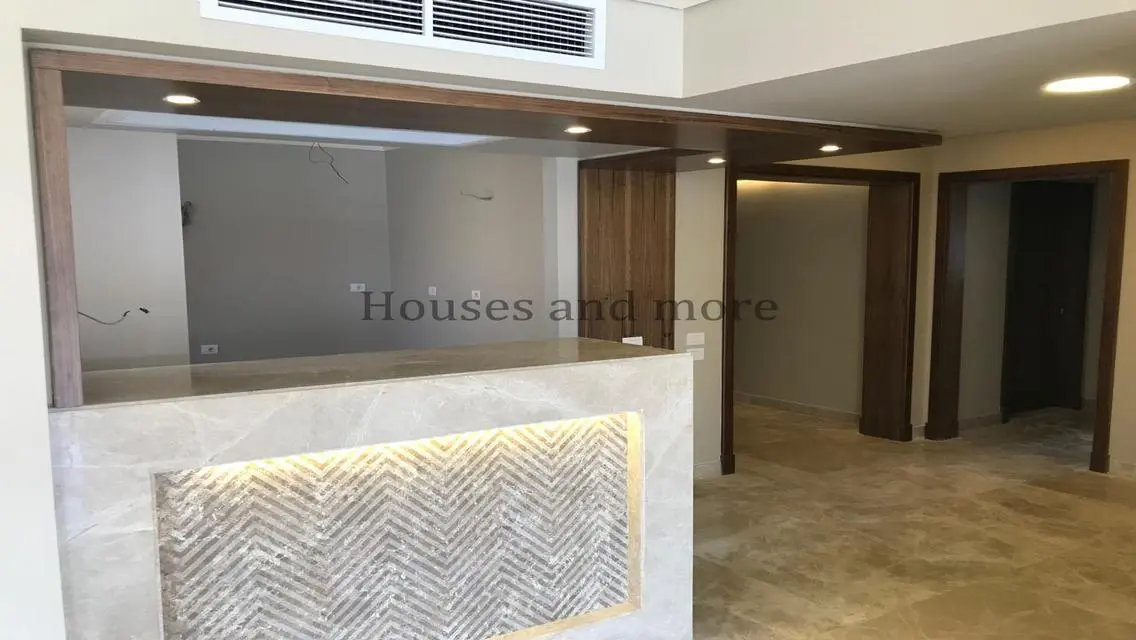 Luxury Villa in New Giza - 19000000 EGP
