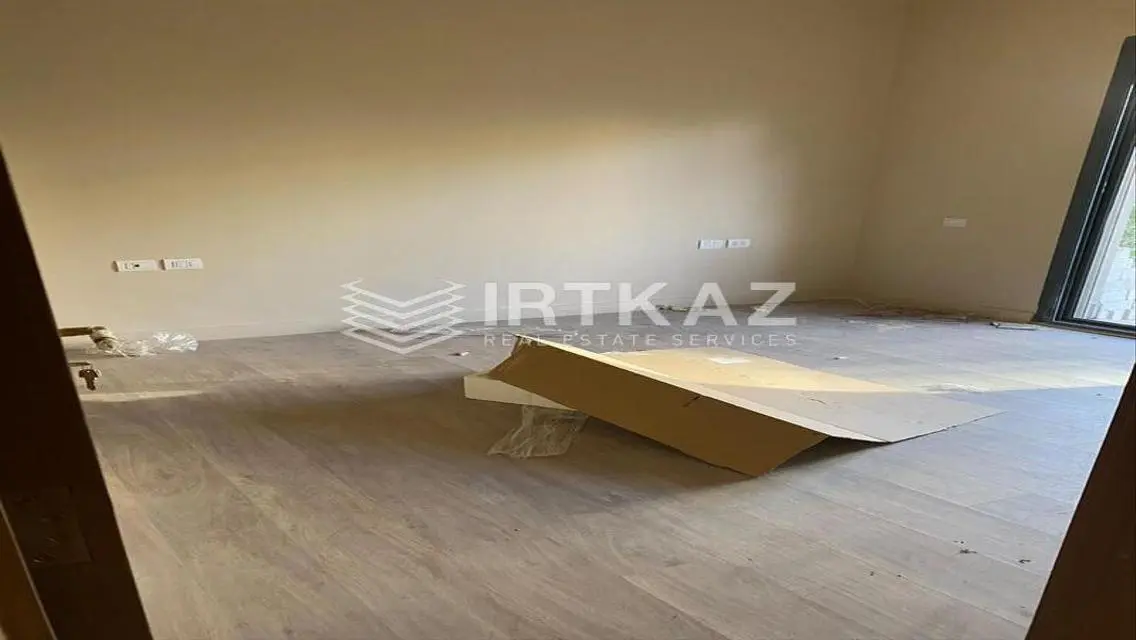 شقة مميزة للبيع بمساحة 168 متر
