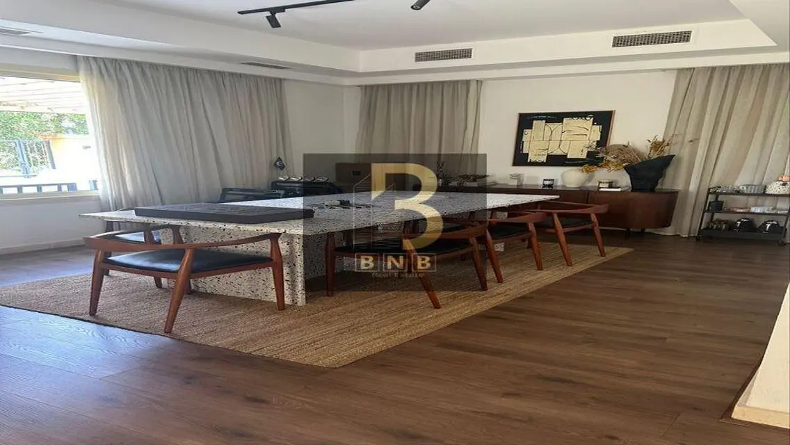 Luxury Apartment with Complete Amenities