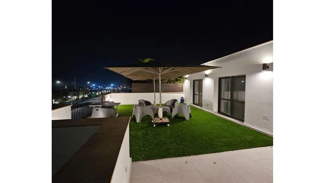 Luxury Apartment with Central Air Conditioning in the Heart of the City