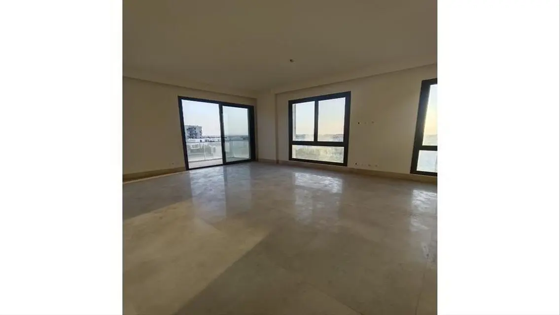 شقة فاخرة للايجار