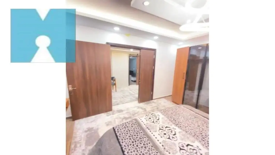شقة فاخرة مع مسبح خاص في موقع متميز