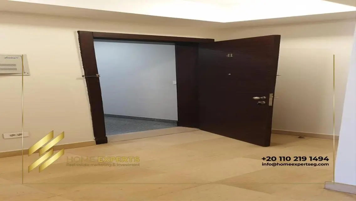 For Sale: Apartment with 2043 square meters