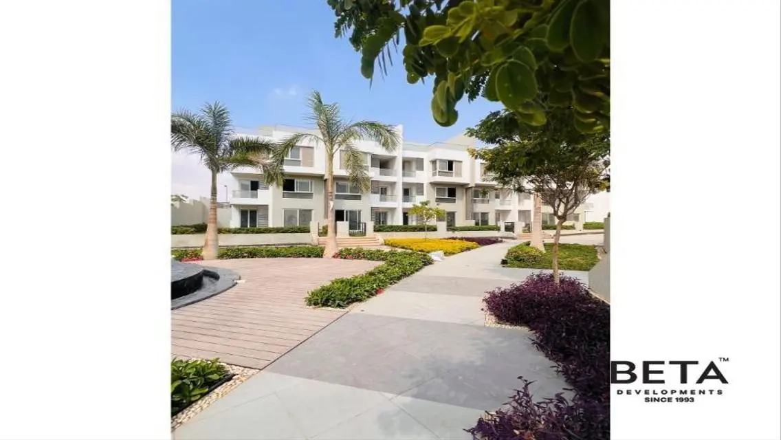 Luxury Apartment in Greens El Mostakbal - 180 sqm